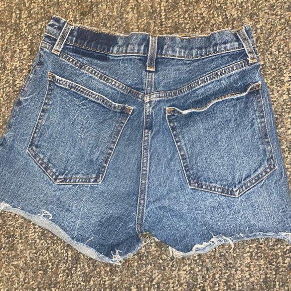Abercrombie Jean Shorts - Picture 2 of 3
